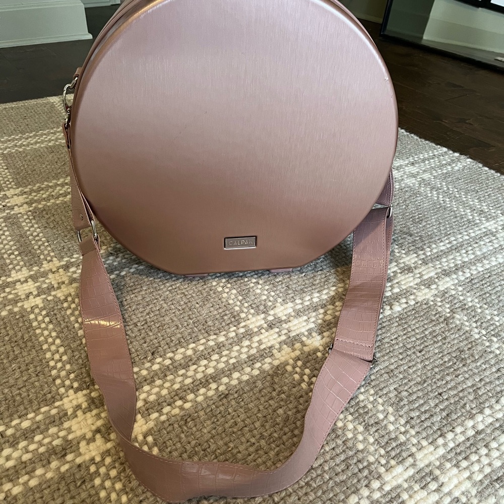 Calpak Pink Round ‘hat box’